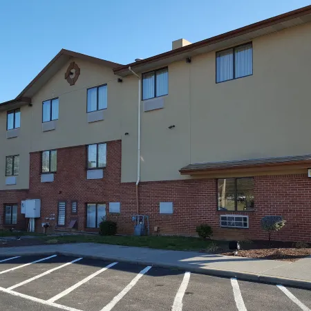 Super 8 by Wyndham Abingdon VA