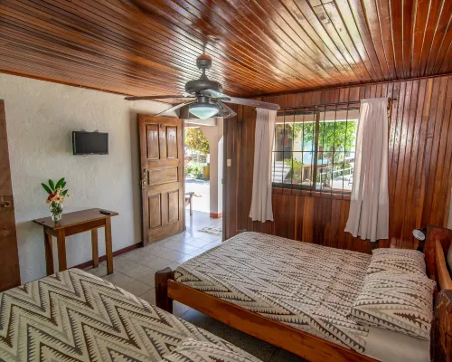 Cabinas Arrecife Hotels in Cahuita