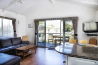 Big4 Ingenia Holidays Inverloch Hotels in Inverloch