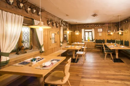 Hotel Garni Snaltnerhof Отели в г. Ортизеи