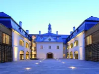 Hotel Château Gbeľany - Parkplatz