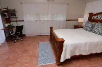 La Finca Miami by SoFla Vacations Hotels in South Miami