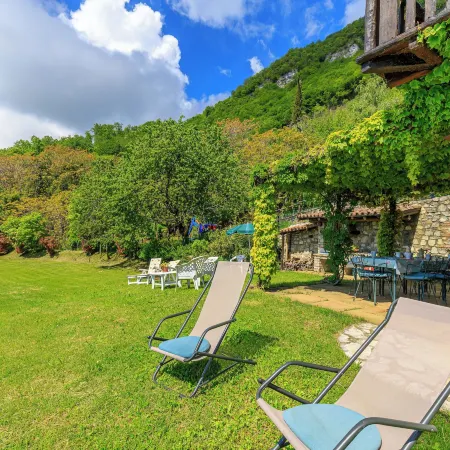 Villa Formaga Stunning View & Garden - Happy Rentals