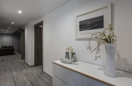 Innapartments - São Gonçalinho Отели рядом с достопримечательностью «Farol da Barra»