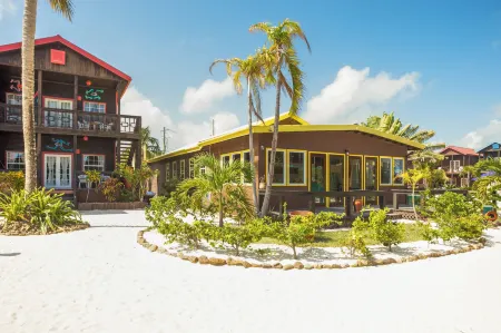 X'Tan Ha- the Waterfront Отели в г. Ambergris Caye