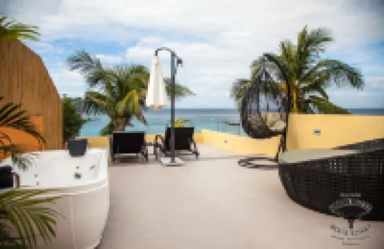 Papa Freds Beach Resort