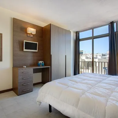 Primera Hotel Các khách sạn gần Đảo St. Paul's