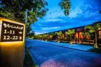 Arcadia Resort Hotels in Si Racha