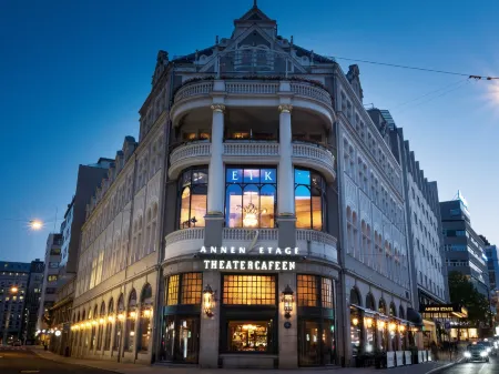 Hotel Continental Отели рядом с достопримечательностью «Королевский дворец»