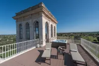 Villa Torre Bianca by Emily Hotels Hotels in Castellana Grotte