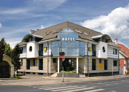Hotel Kálvária Hotels in Toltestava