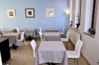 Hotel le Comty Hotel a Maringes