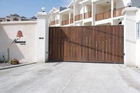 Nianna Coral Bay Luxurious Townhouse- 3