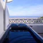 ميوسيز سيكلاديتش سويتس - إطلالة على البحر