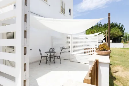 La casa sul faro Отели в г. Прочида