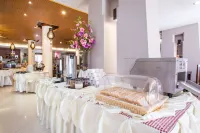 Juntra Resort and Hotel Hotels in Mueang Nakhon Nayok District