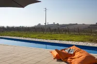 Entre Vinhas & Mar AgroTurismo - Pools