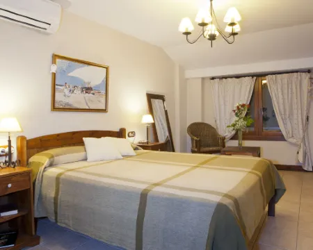 Hotel Triskel Hotels in Xabia