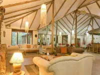 Gorilla Safari Lodge Hotels in Bufumbira