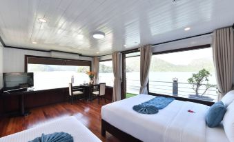 Halong Sapphire Cruise