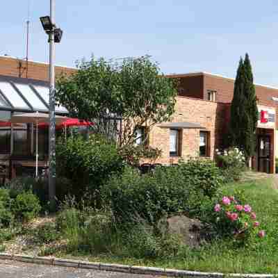 ibis Auxerre Sud Hotel Exterior