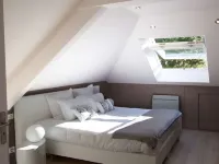 La Dolce Vita Hotels near L'ilot Cinq Sens