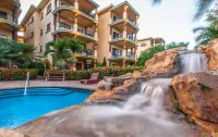Clarion Suites Roatan at Pineapple Villas Hotels in French Cay