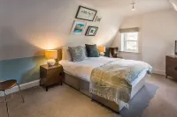 Lamlash Bay Hotel فنادق في جزيرة أران
