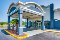 Days Inn by Wyndham Coliseum Montgomery Al Các khách sạn ở Wetumpka