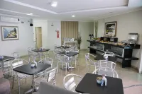 Xingu Praia Hotel - พร้อมอาหารเช้า