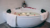 Hotel de Kastanjefabriek Hotels in Рюрло
