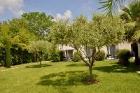 Hôtel Villa Sophia - Adults Only July and August Hotel dekat IDRAC Campus de Nice