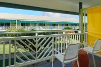 Kauai Shores Hotel - balcony