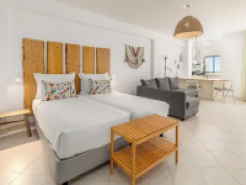 Estudios Salinas - Fuseta Hotels in Fuseta