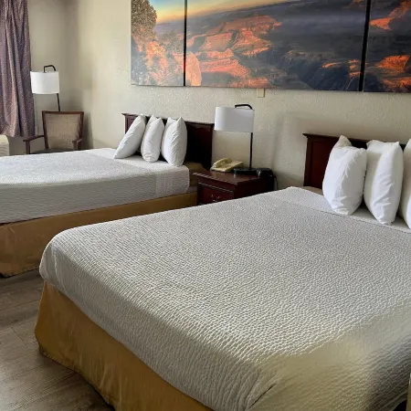Days Inn by Wyndham Kingman West