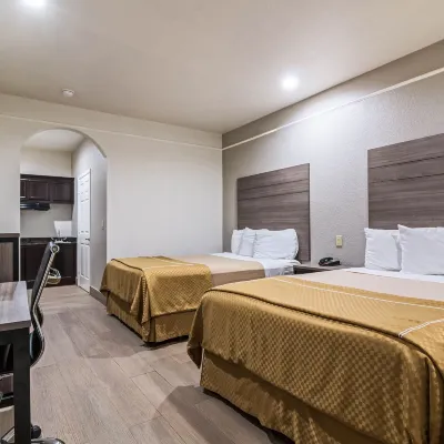 Scottish Inn and Suites Baytown Hotels near Baytown Historical Preservation Association