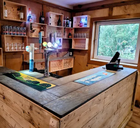 Wheal Tor Hotel & Glamping Отели в г. Келли Брей