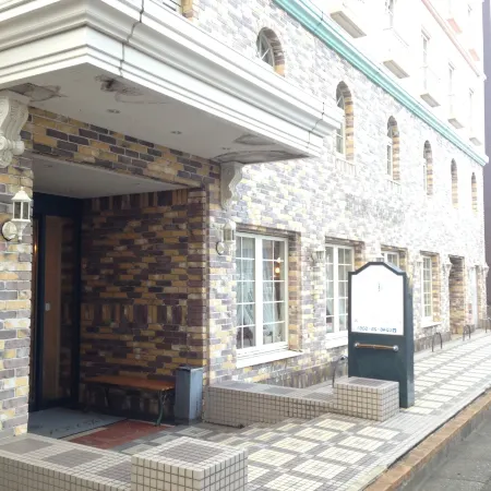 Creston Hotel