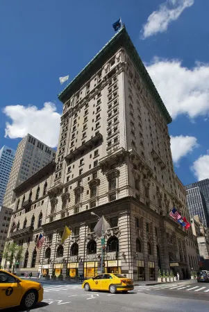 The Peninsula New York Отели рядом с достопримечательностью «Chatham Square»