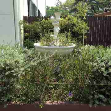 โรงแรมซี ทู เรสซิเดนท์ บูทีค Hotel Exterior