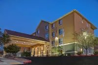 Homewood Suites by Hilton Albuquerque-Airport