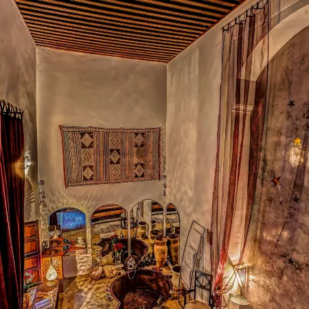 Riad Almaz