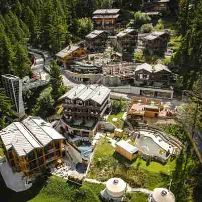 Cervo Mountain Resort Hotel Exterior