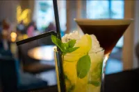The View Hotel Folkestone, a member of Radisson Individuals - bar
