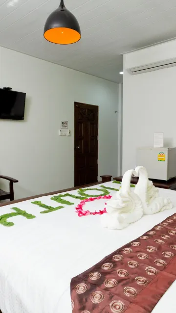 ห้องสแตนดาร์ด, เตียงคิงไซส์ 1 เตียง, ปลอดบุหรี่, วิวสวน