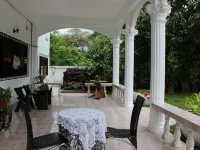 White Elephant Resort فنادق في سورين