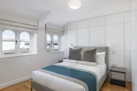 Fox on the Hoe - Apartments