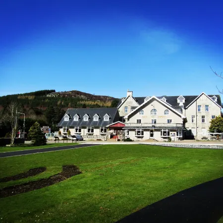 Duke Of Gordon Hotel Отели в г. Кингасси