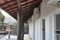 ESTÚDIO EM Maresias Com AR Condicionado E Piscina