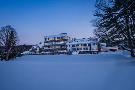StoneHaven le Manoir - Relais & Châteaux Отели в г. Валь-Давид